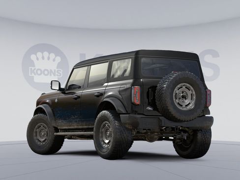 New 2025 Ford Bronco Outer Banks w/ Sasquatch Package image 2