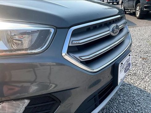 Used 2017 Ford Escape SE AWD/4WD image 29