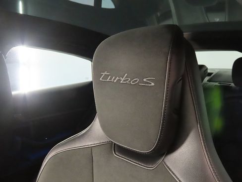 Certified 2021 Porsche Taycan Turbo S w/ Premium Package AWD/4WD image 39