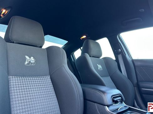 Used 2020 Dodge Charger Scat Pack image 19