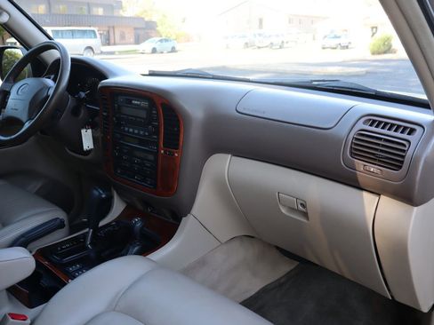 Used 1999 Lexus LX 470 4WD image 18