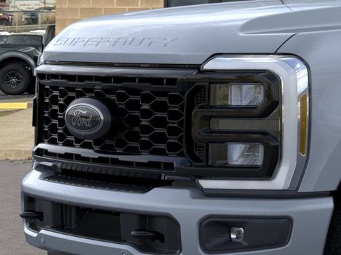 New 2026 Ford F350 Lariat w/ Black Appearance Package AWD/4WD image 17