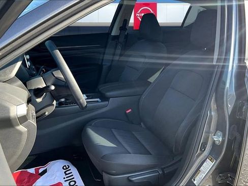 New 2025 Nissan Altima 2.5 S image 9