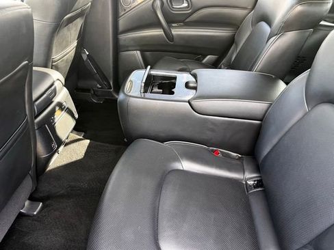 Certified 2022 INFINITI QX80 Luxe w/ All-Season Package image 24