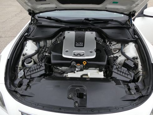 Used 2012 INFINITI G37 Sport w/ Premium Pkg image 31