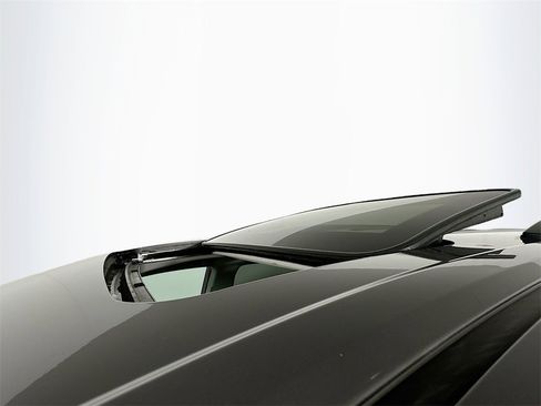 Used 2013 Toyota Sienna XLE image 8