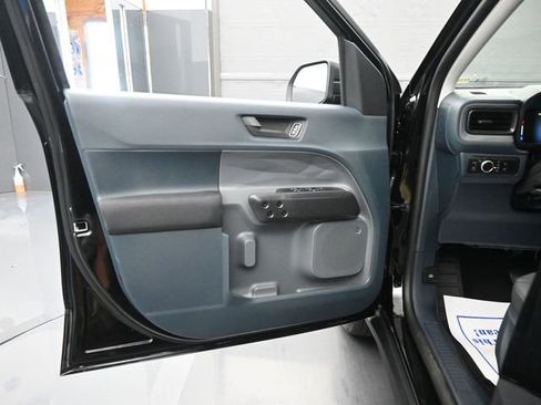 New 2025 Ford Maverick XL image 9