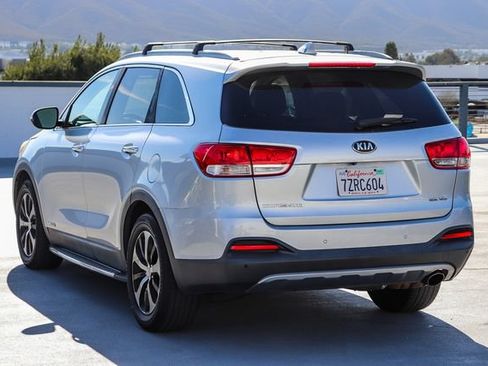 Used 2016 Kia Sorento EX AWD/4WD image 4