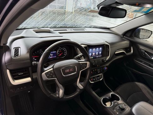 Used 2022 GMC Terrain SLT w/ Tech Package AWD/4WD image 13