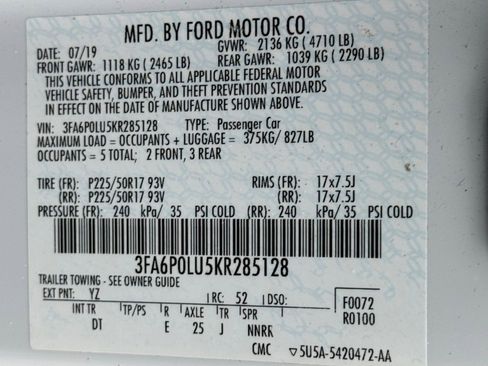 Used 2019 Ford Fusion SE FWD image 37