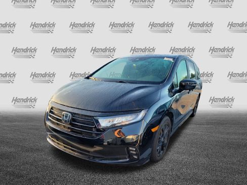 Used 2023 Honda Odyssey Sport image 4