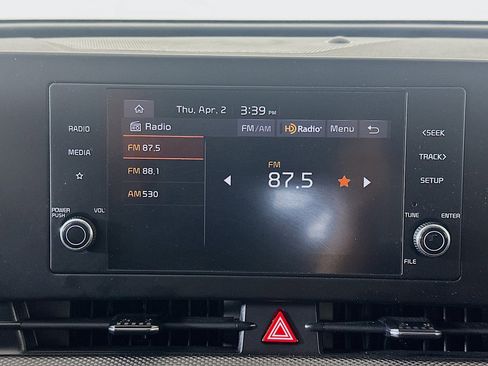 Used 2025 Kia Sportage LX image 19