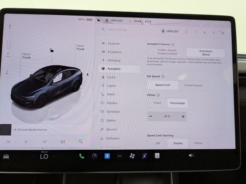 Used 2026 Tesla Model Y Long Range AWD/4WD image 22