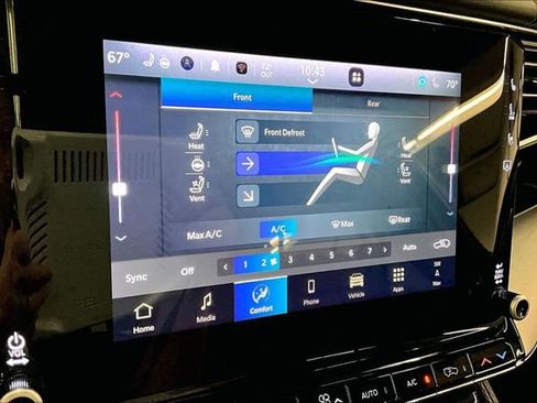 Used 2023 Jeep Wagoneer Series II image 40