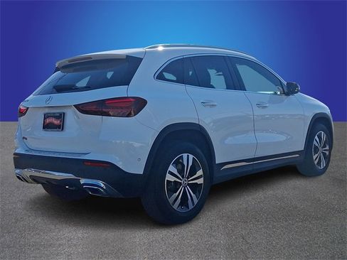 Used 2025 Mercedes-Benz GLA 250 image 4
