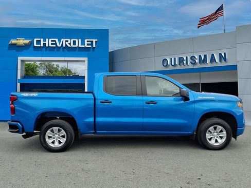 Used 2025 Chevrolet Silverado 1500 Custom w/ Turbomax Blackout Package image 2