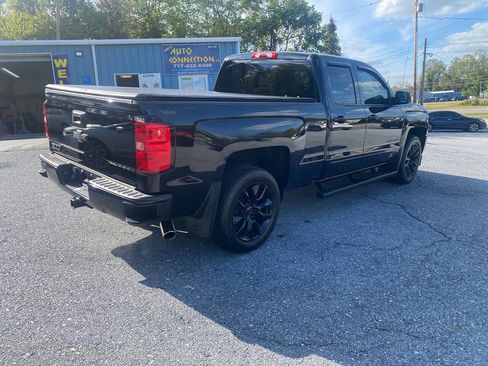 Used 2018 Chevrolet Silverado 1500 LT w/ All Star Edition image 9