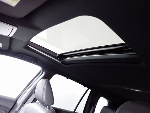 Used 2019 Honda Passport EX-L image 5