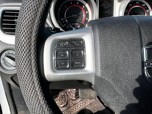 Used 2019 Dodge Journey SE w/ Connectivity Group image 9
