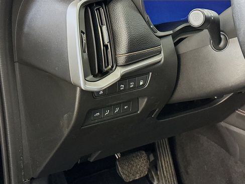 Used 2024 MAZDA CX-90 Plug-In Hybrid w/ Premium Pkg image 17