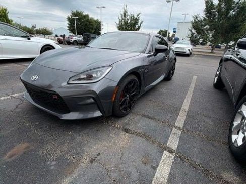 Used 2025 Toyota GR86 Premium RWD image 1