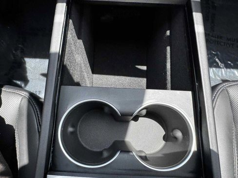 Used 2024 Tesla Model 3 Long Range image 36