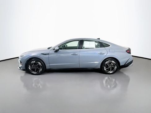 Certified 2024 Hyundai Sonata SEL w/ Convenience Package FWD image 5