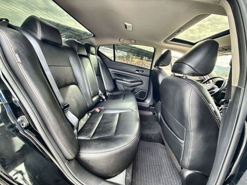 Used 2023 Nissan Altima 2.5 SR w/ SR Premium Package image 27