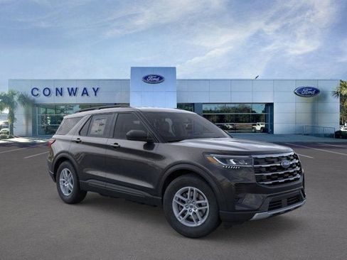 New 2026 Ford Explorer Active image 7