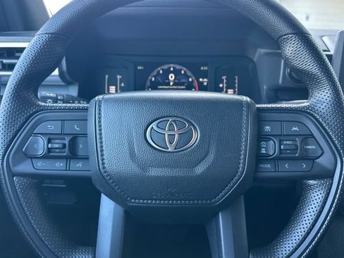 Certified 2026 Toyota Tacoma SR5 AWD/4WD image 27