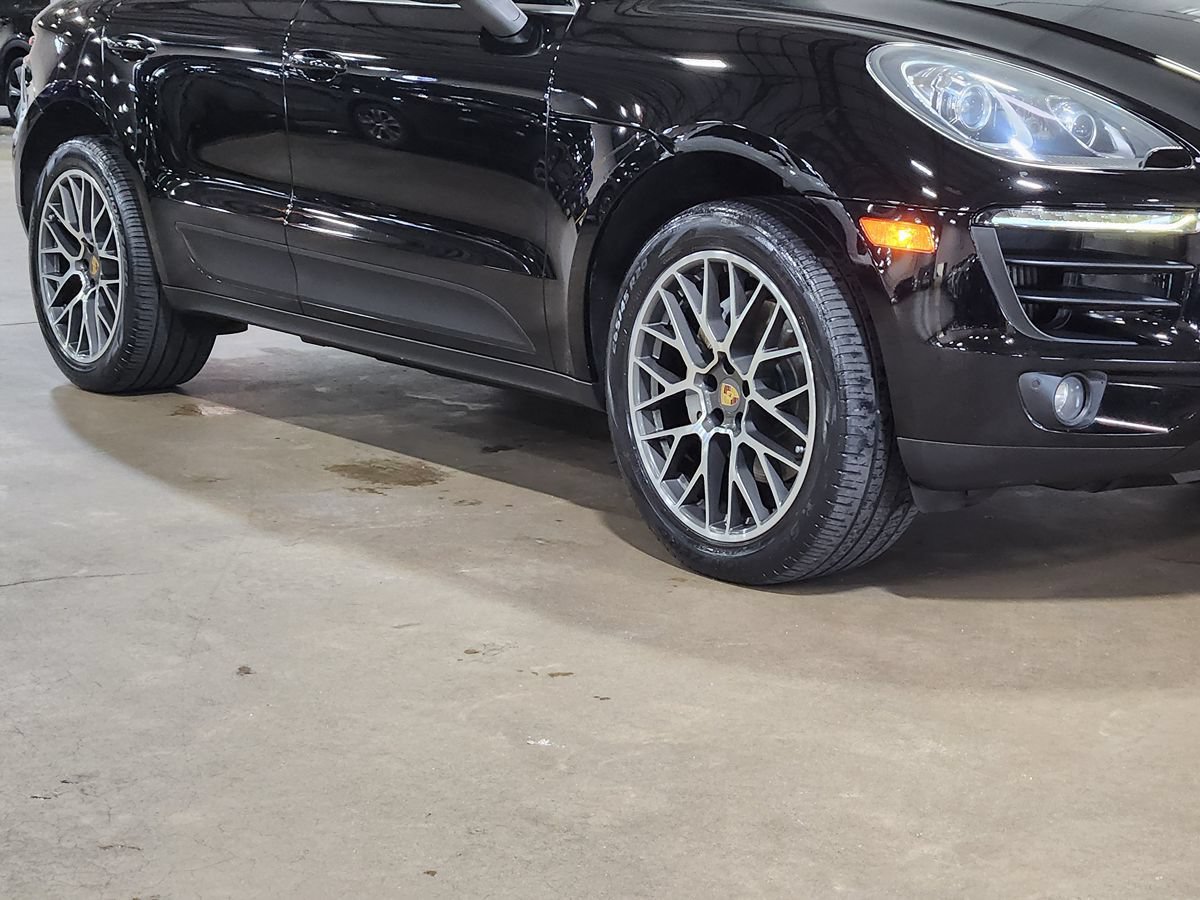 Used 2017 Porsche Macan S AWD/4WD image 16