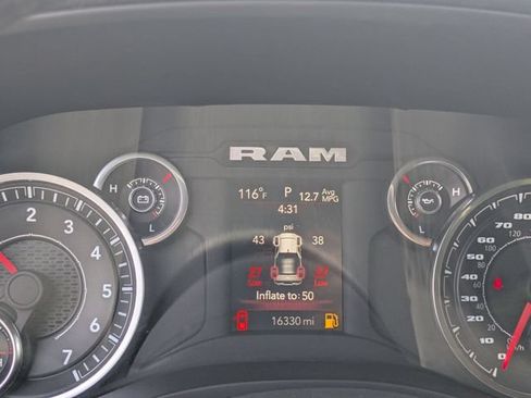 Used 2025 RAM 1500 Big Horn AWD/4WD image 19
