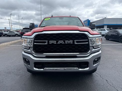 Used 2024 RAM 2500 Big Horn AWD/4WD image 9