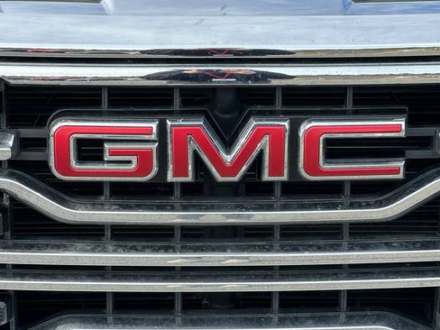 Used 2025 GMC Sierra 1500 SLT image 43