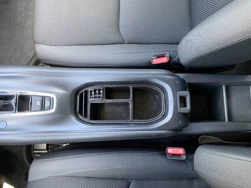 Used 2022 Honda HR-V EX image 32