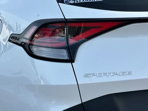 Certified 2023 Kia Sportage LX image 24