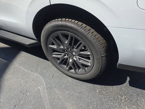 New 2026 Ford Expedition Platinum AWD/4WD image 15