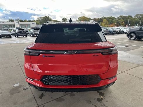 New 2026 Chevrolet Equinox EV RS image 8