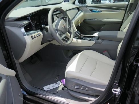 New 2026 Cadillac XT5 Premium Luxury w/ Driver Assist Package FWD image 11