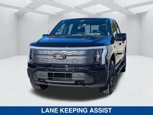 New 2025 Ford F150 Lightning Lariat image 8