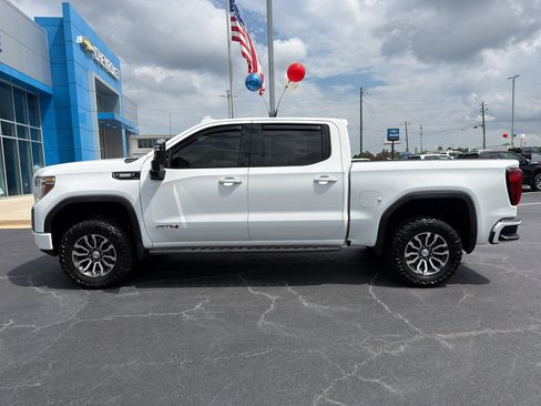 Used 2021 GMC Sierra 1500 AT4 w/ Technology Package AWD/4WD image 5