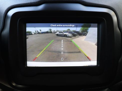 Used 2021 Jeep Renegade Latitude w/ Convenience Group FWD image 48