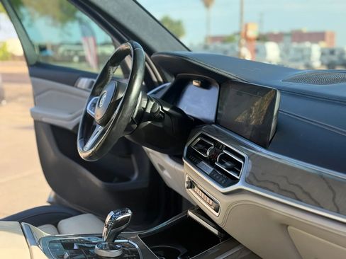 Used 2019 BMW X7 xDrive40i w/ M Sport Package AWD/4WD image 30