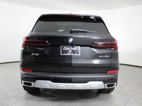 New 2026 BMW X5 sDrive40i w/ Climate Comfort Package image 10