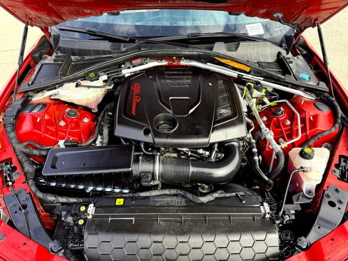 Used 2018 Alfa Romeo Giulia Ti w/ Quick Order Package 22Z Lusso image 3