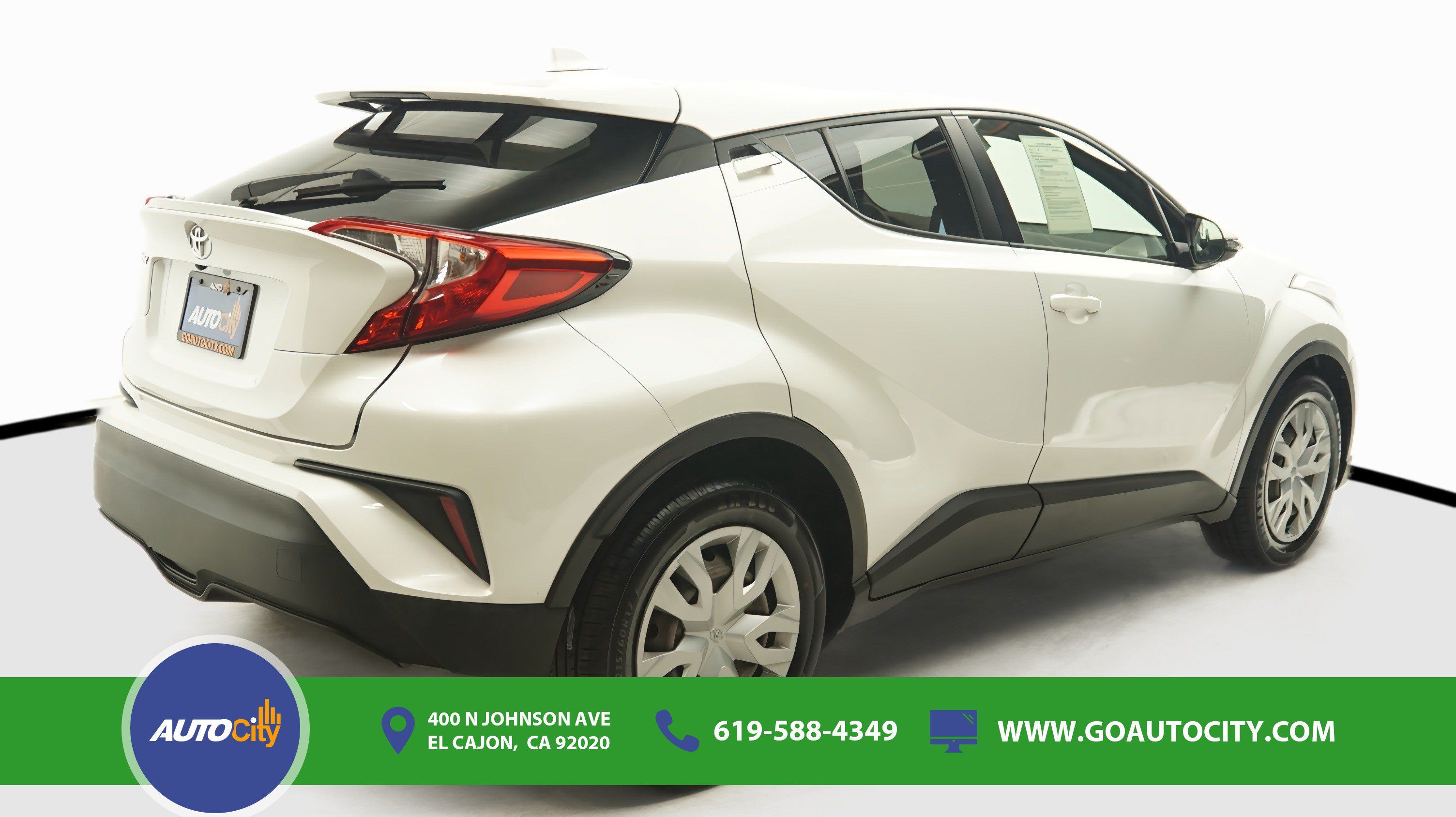 Used 2019 Toyota C-HR LE FWD image 6