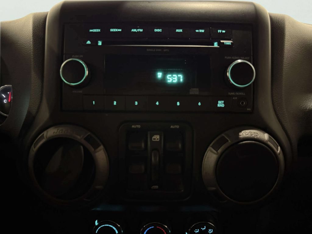Used 2011 Jeep Wrangler Unlimited Sport AWD/4WD image 35