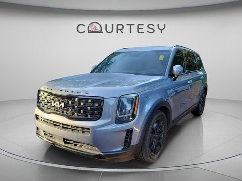 Used 2022 Kia Telluride SX w/ SX Prestige Package AWD/4WD image 5