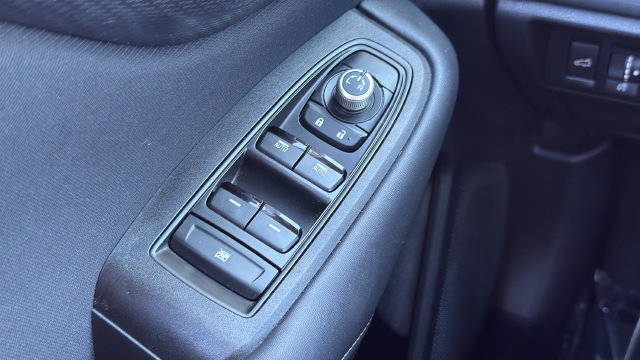 Used 2024 Subaru Outback Premium AWD/4WD image 13