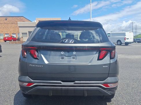 Used 2023 Hyundai Tucson SE AWD/4WD image 4